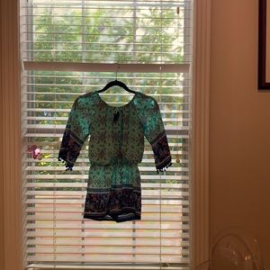 Girls jumper size medium